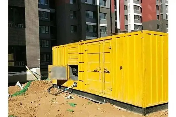萨迦发电机租赁中燃油压力过低会对发动机的哪些部件造成损坏？