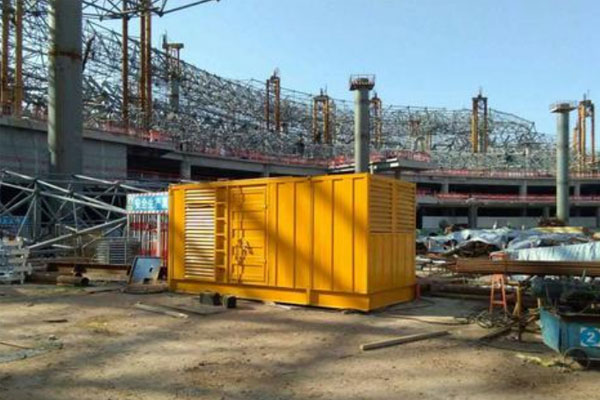 萨迦发电机出租如何判断空气滤清器是否需要更换？
